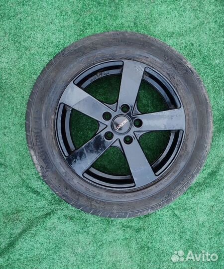 Комплект дисков с резиной