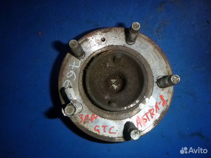 Ступица задняя opel astra J 2010
