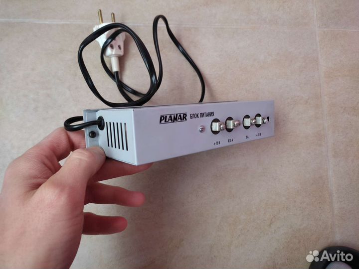 Блок питания planar 12v 2a