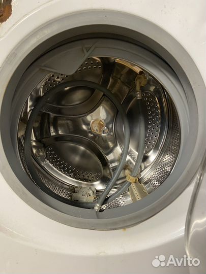 Стиральная машина Hotpoint Ariston на запчасти