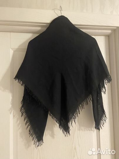 Платок тёплый чёрный