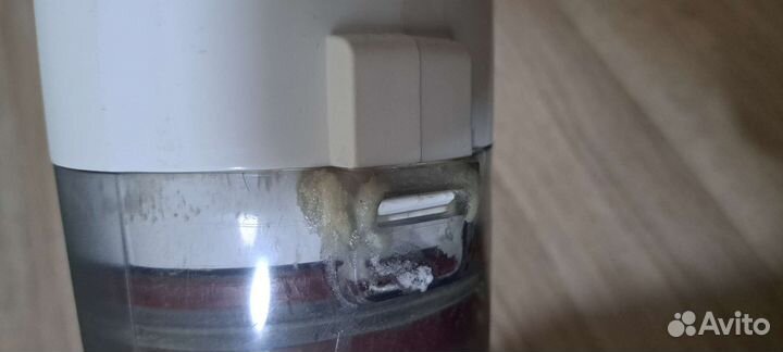 Пылесос вертикальный китфорт