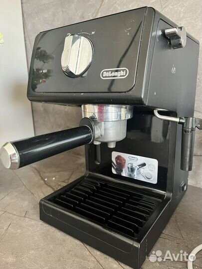 Кофемашина рожковая delonghi