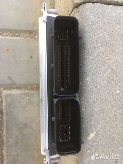 Блок управления двигателя пассат б5+