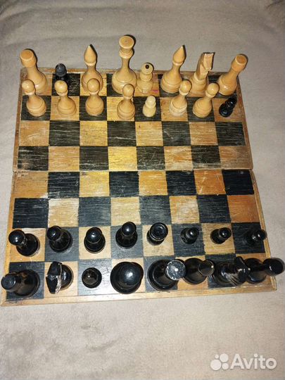 Шахматы деревянные