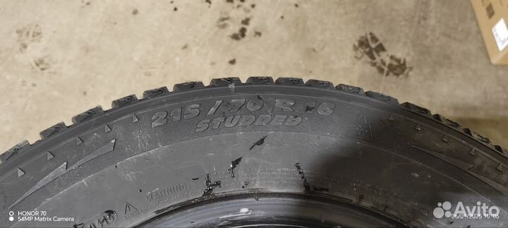 Michelin Radial XSE 215/70 R16