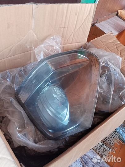 Задании фонари комплект на Тойота Лексус RX300