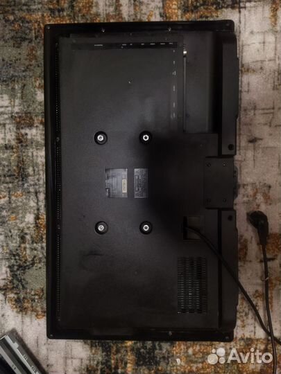 LED-телевизор DNS S32DST1
