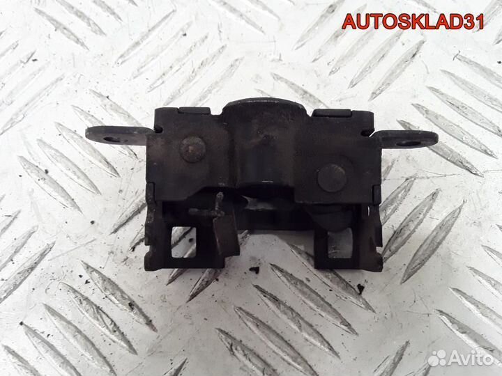 Замок капота Mercedes W202 A2028800160