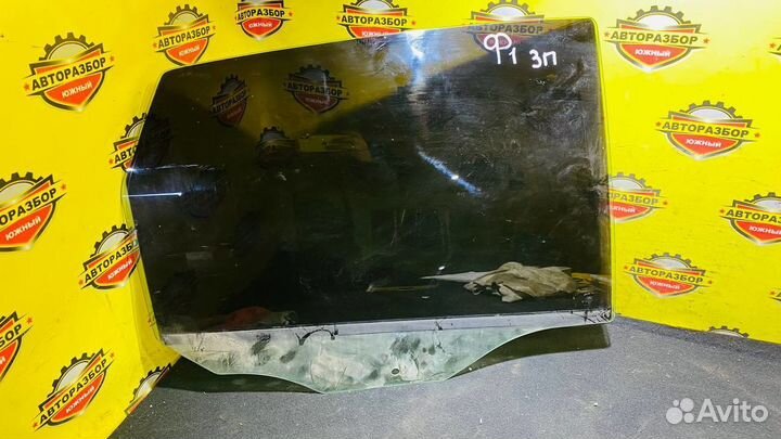 Стекло двери задней правой Ford Focus 1