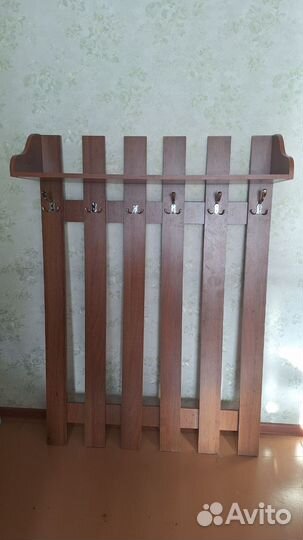 Вешалка в прихожую с обувницей