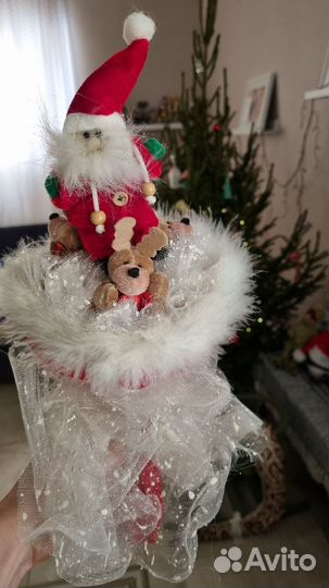 Дед мороз и олени новогодний декор