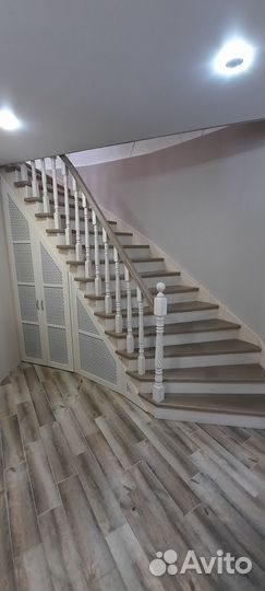 Лестницы из сосны,дуба, лиственицы.Обшив каркасов