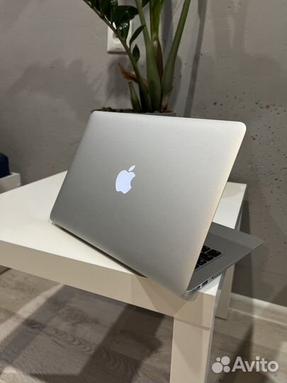 Apple MacBook Air 13 2015