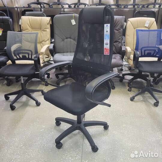 Компьютерное кресло офисное