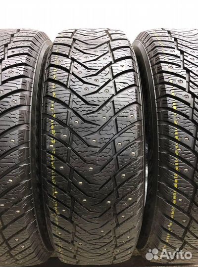 Yokohama Ice Guard IG65 215/65 R16 100Z