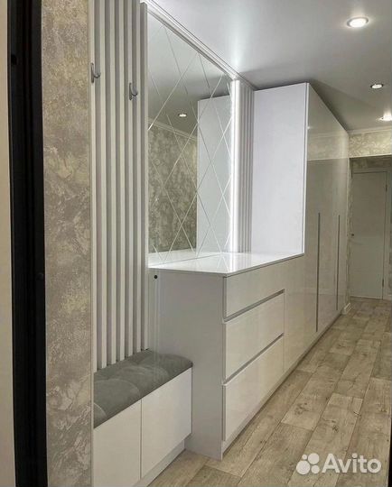 Корпусная и мягкая мебель