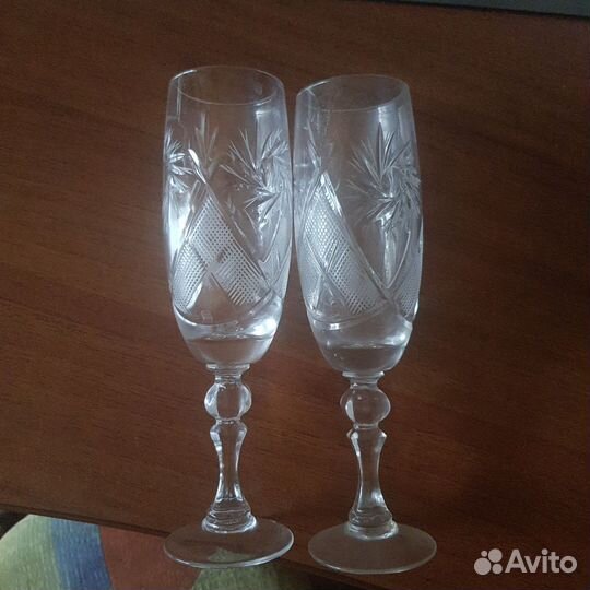 Хрустальные бокалы для шампанского