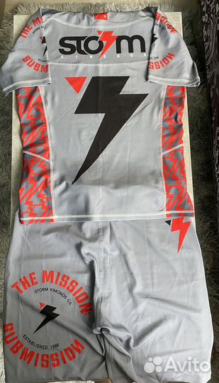 Рощгард и шорты storm