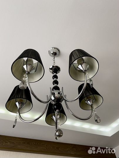 Люстра потолочная