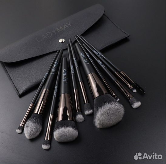 Подарочный набор для девушки набор кистей