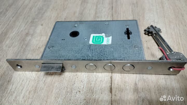 Замки ручки