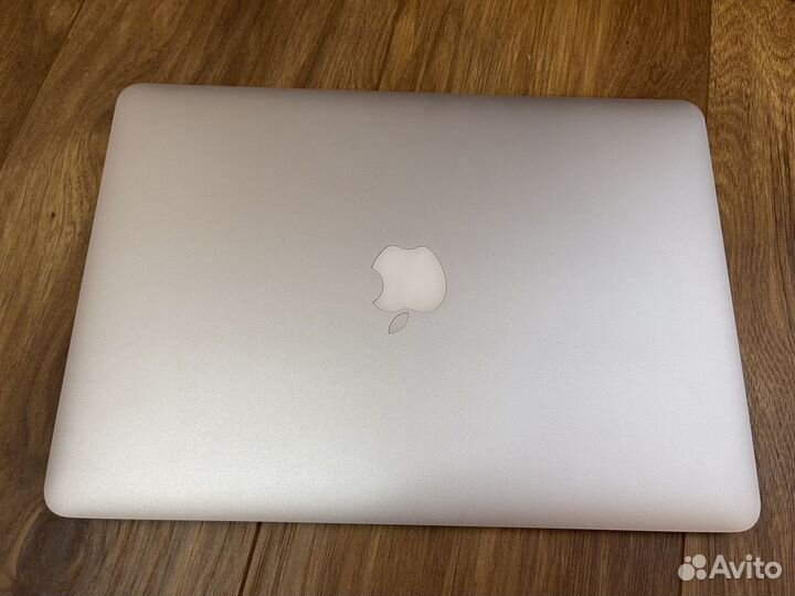 Apple MacBook Air i5, 2017 (2019)