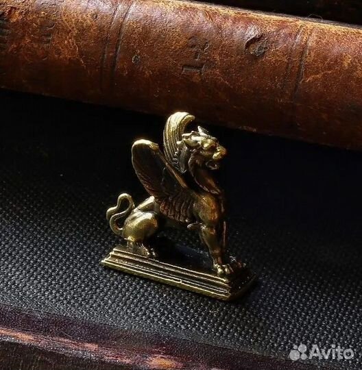 Статуэтка Грифон Гриффон Фигурка Миниатюра Декор