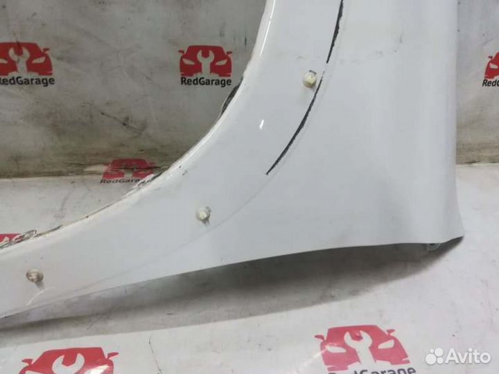 Крыло переднее левое Toyota Tundra UCK40 2UZ-FE