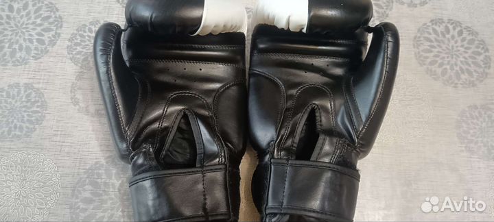 Боксерские перчатки 10 oz demix