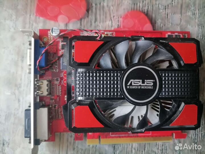 Материнская плата с процессором и памятью