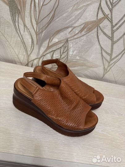 Pierre cardin 40 женские шлепки натуральная кожа