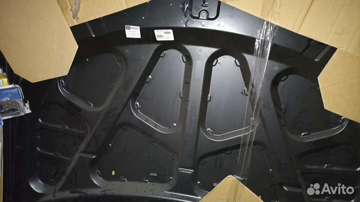 Капот Mitsubishi Outlander XL