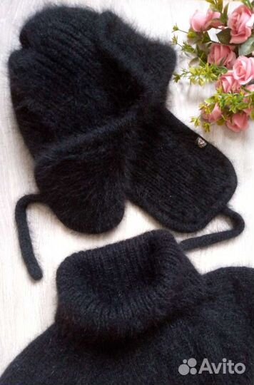 Чёрная ушанка и варежки.Комплект