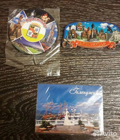 Магниты на холодильник