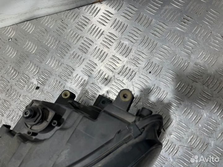 Фара передняя левая Volkswagen Touran 1T3