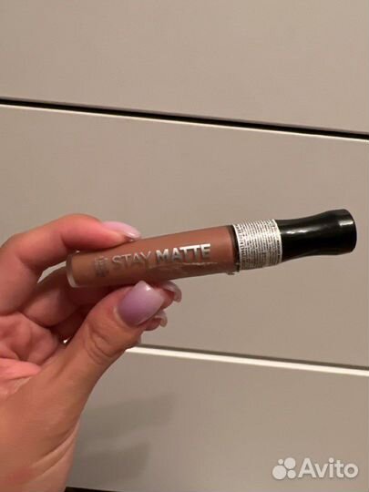 Помада жидкая матовая Rimmel Stay 720 Moca