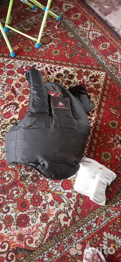 Жилет защитный