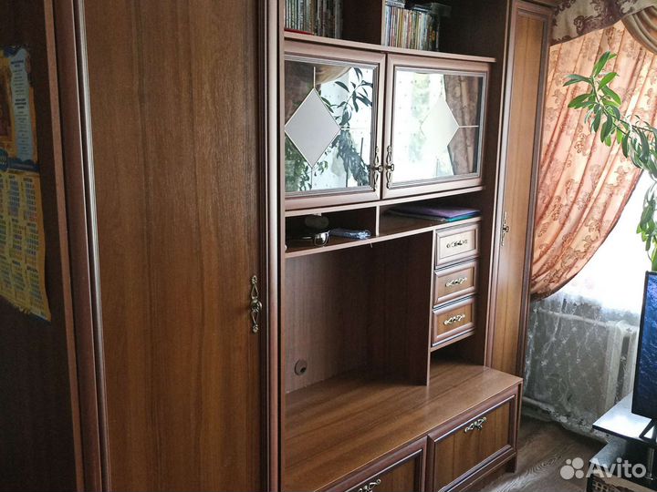 Стенка в гостиную со шкафом под тв бу