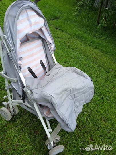 Коляска прогулочная складная