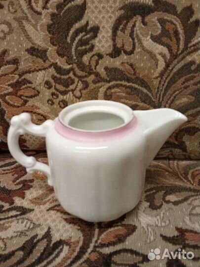 Фарфор молочник