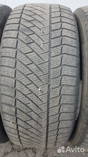 Continental ContiVikingContact 6 SUV 255/55 R18