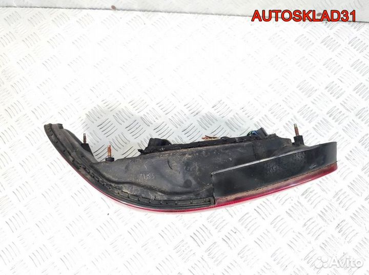 Фонарь задний наружный левый Subaru Impreza G10