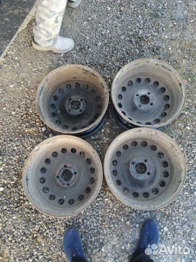 Штампованные колесные диски r16