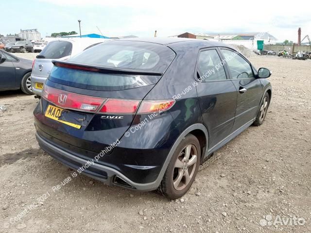 Honda Civic 8 5D Разбирается на запчасти