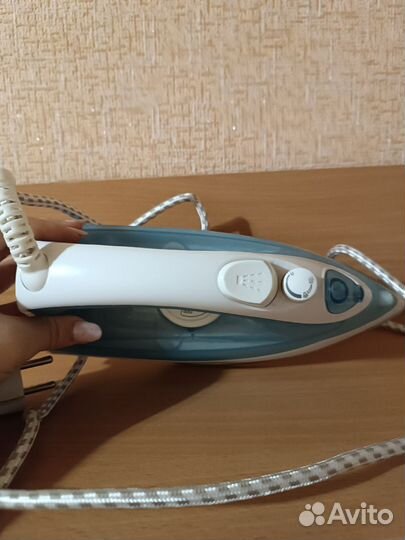 Утюг supra is-2750