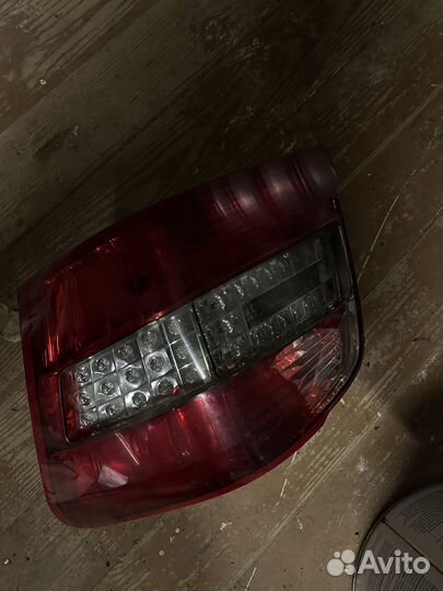 Оригенальная фара на mercedes glk