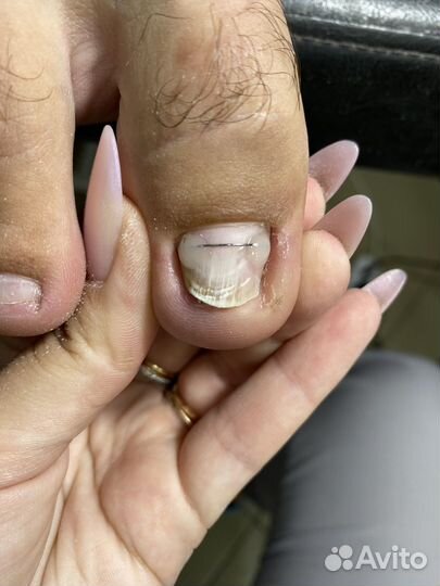 Маникюр педикюр