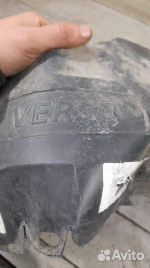 Подкрылок передний левый Toyota Verso С 2012 По