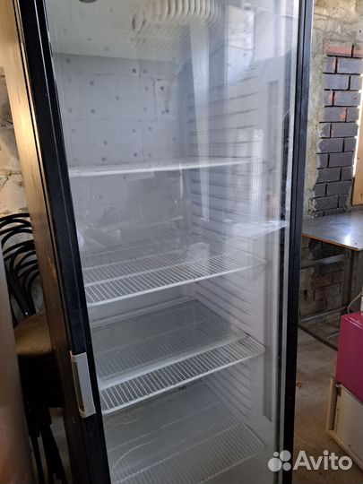 Холодильник, мойки- нержавейки,столы (нержавейки)